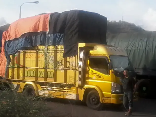 Sewa Truk Ekspedisi Rute Bogor Pasuruan, dorong efisiensi pengiriman produk industri konstruksi