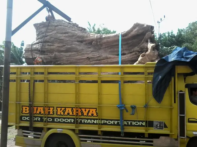 Pengiriman Kargo Murah Tangerang Batu, mendukung bisnis garmen & sepatu