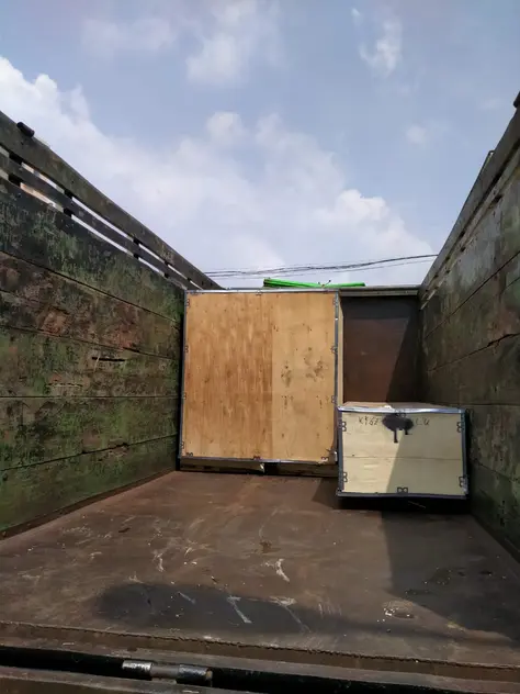 Penyewaan Truk Ekspedisi Tujuan Tangerang Surabaya, efisiensi distribusi sparepart otomotif