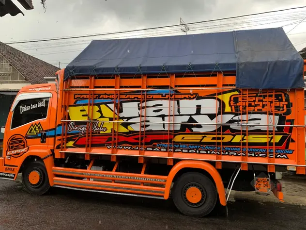 Rental Truk Ekspedisi Rute Jakarta Barat – Demak