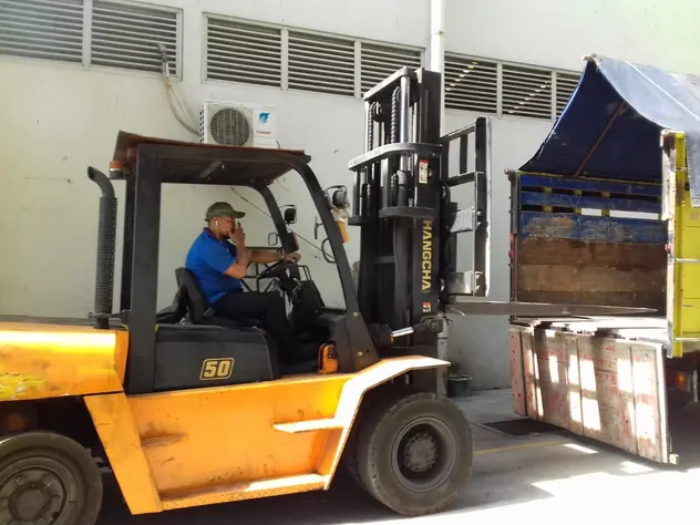 Rental Truk Ekspedisi Rute Jakarta Purwokerto