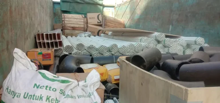 Rental Truk Untuk Muat Barang Rute Jakarta Barat – Karanganyar