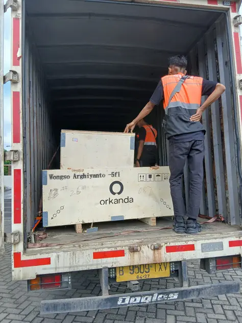 Jasa Sewa Truk Ekspedisi Jakarta Utara – Bukittinggi